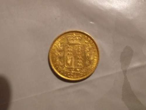 SOVEREIGN 1871 22ct AND 7,9g