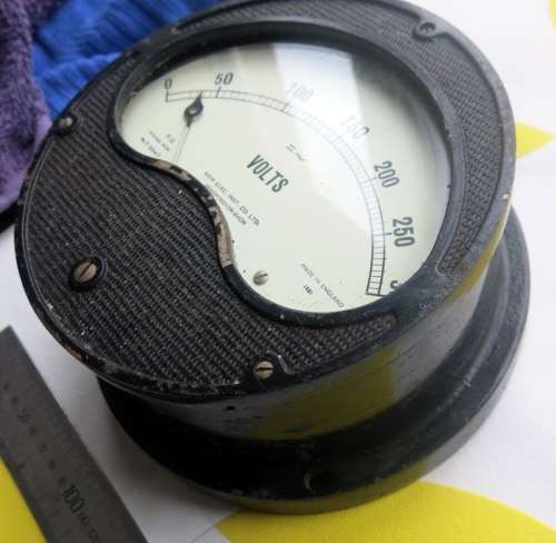 1950 Weir Elec Inst Co Ltd Voltmeter Bradford-on-Avon England collectible vintage machine