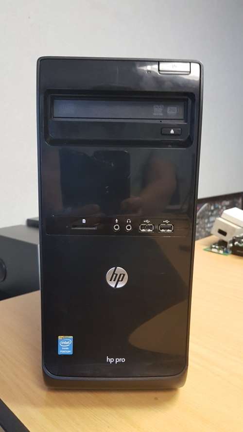 23 Desktop Computers and Intel SR1435VP2 Server