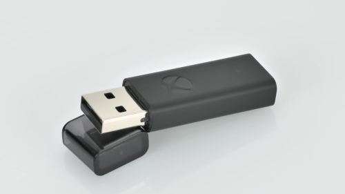 Xbox One Controller Wireless Adapter For Windows (Xbox One)