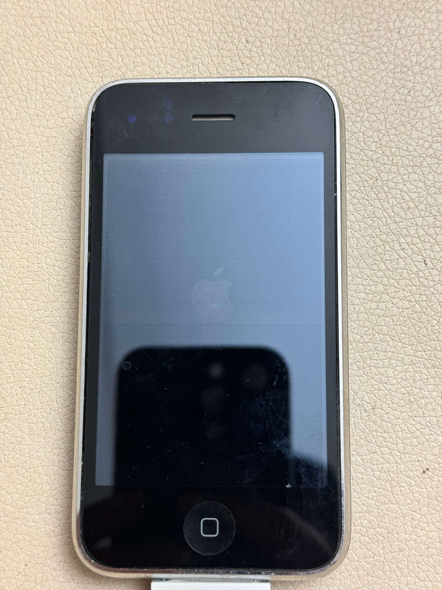 iPhone 3GS 16GB (2009)