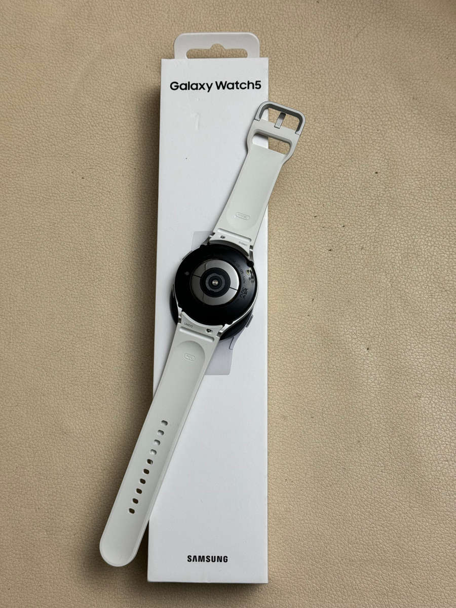 Samsung Galaxy Watch 5 LTE (44mm) Silver