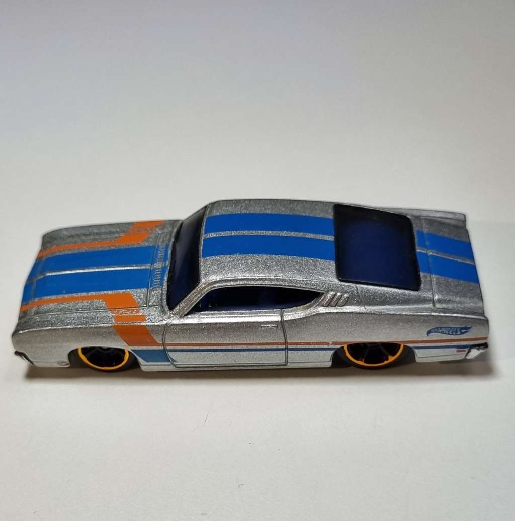 Hot Wheels 69 Ford Torino