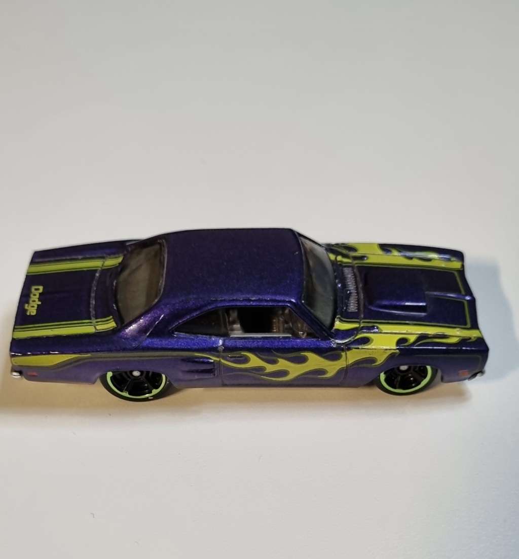 Hot Wheels 69 Dodge Coronet