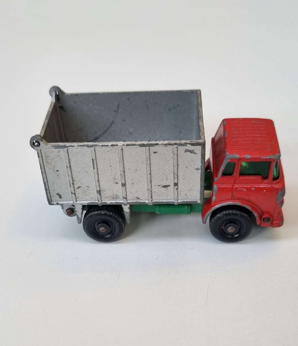 Matchbox Lesney GMC Tipper Truck #26C