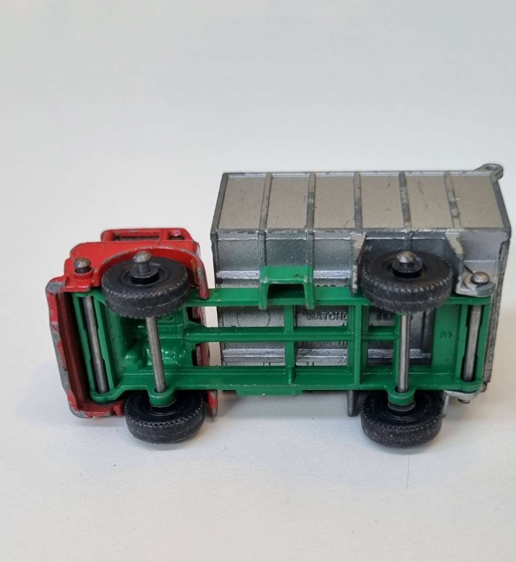 Matchbox Lesney GMC Tipper Truck #26C