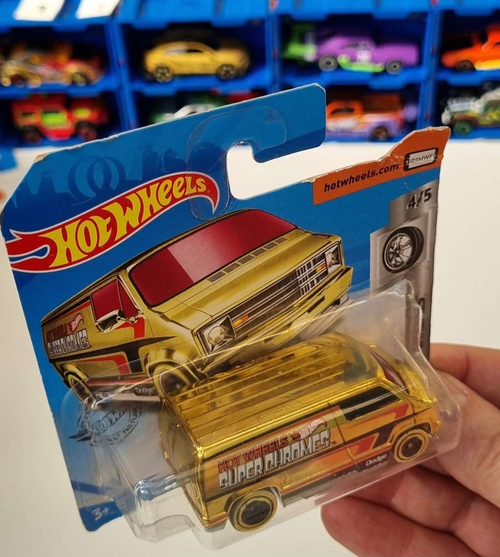 Hot Wheels Custom 77 Dodge Van