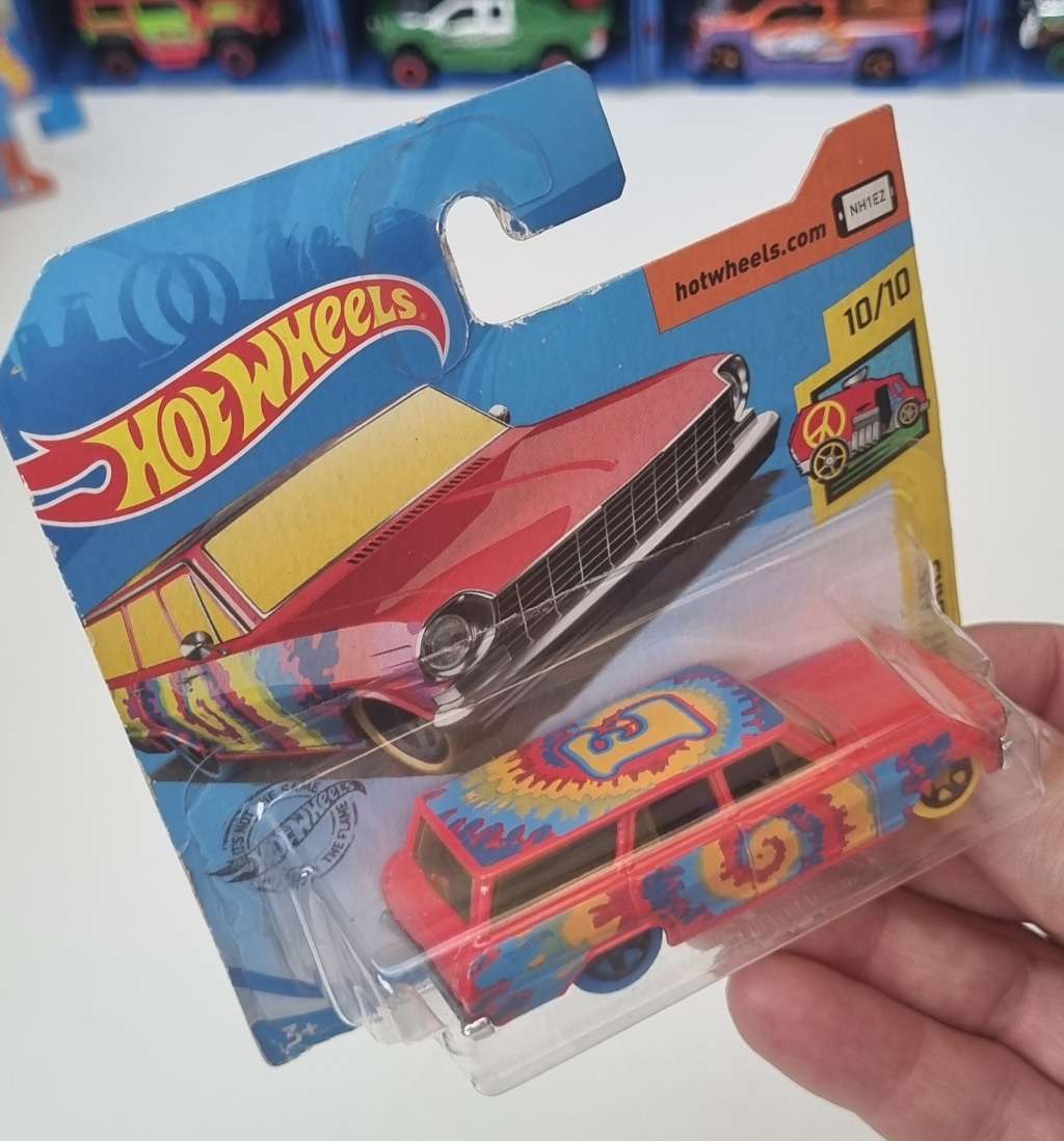 Hot Wheels 64 Chevy Nova Wagon