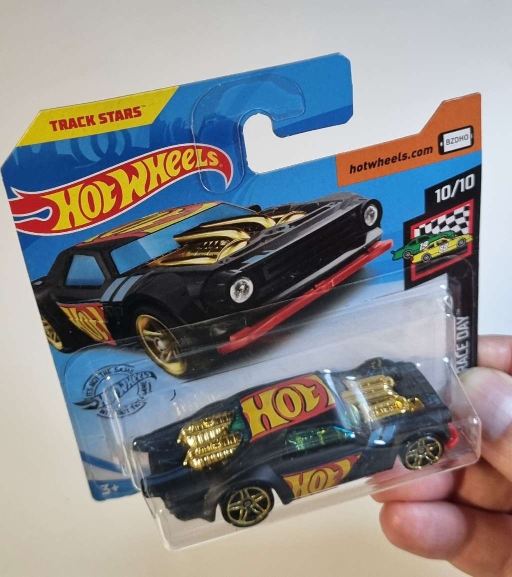 Hot Wheels Night Shifter