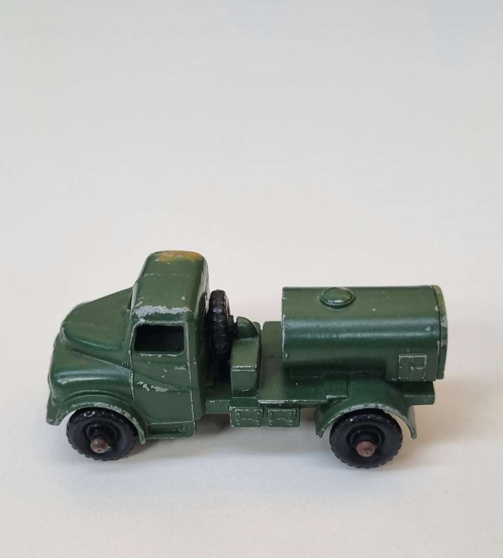 Matchbox Lesney Army Water tanker #71A