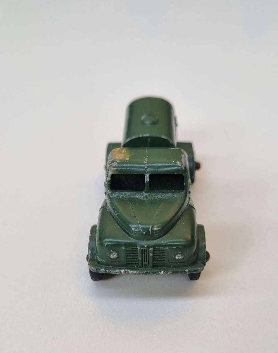 Matchbox Lesney Army Water tanker #71A