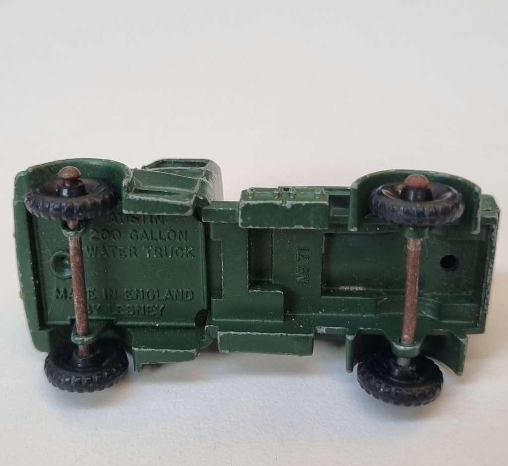 Matchbox Lesney Army Water tanker #71A