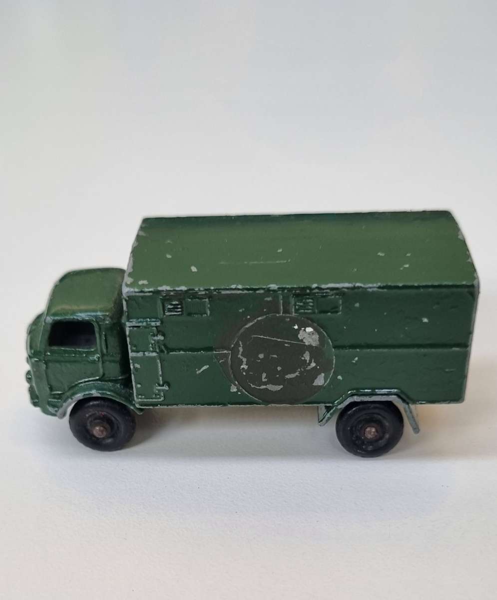 Matchbox Ford 3 Ton 4x4 service Ambulance #63A