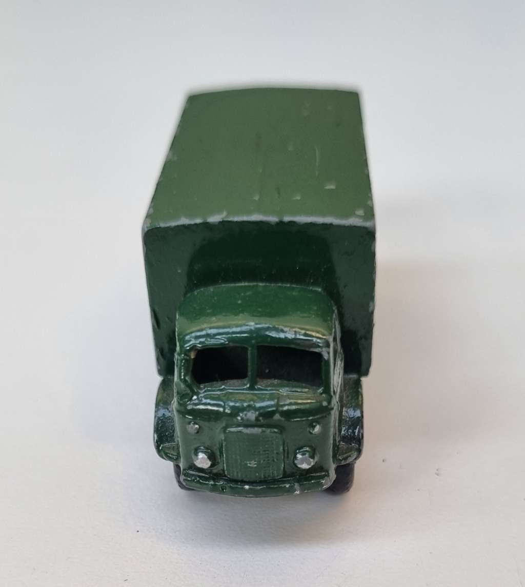 Matchbox Ford 3 Ton 4x4 service Ambulance #63A