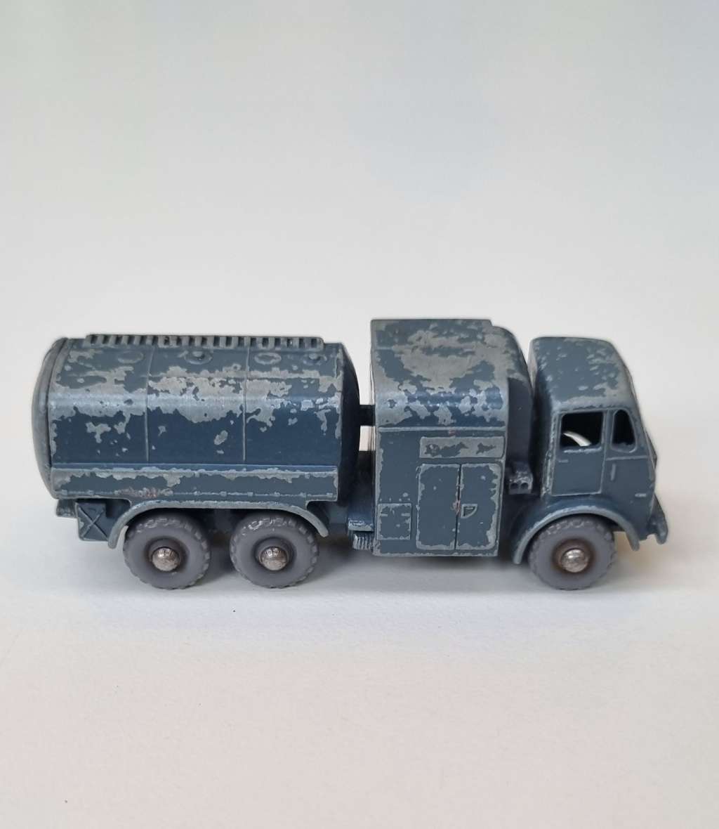 Matchbox Lesney RAF tanker #73A