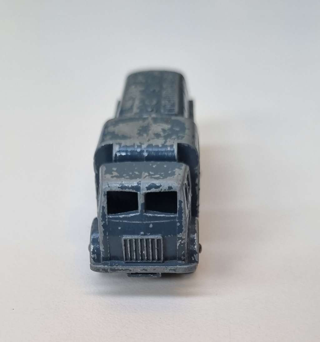 Matchbox Lesney RAF tanker #73A