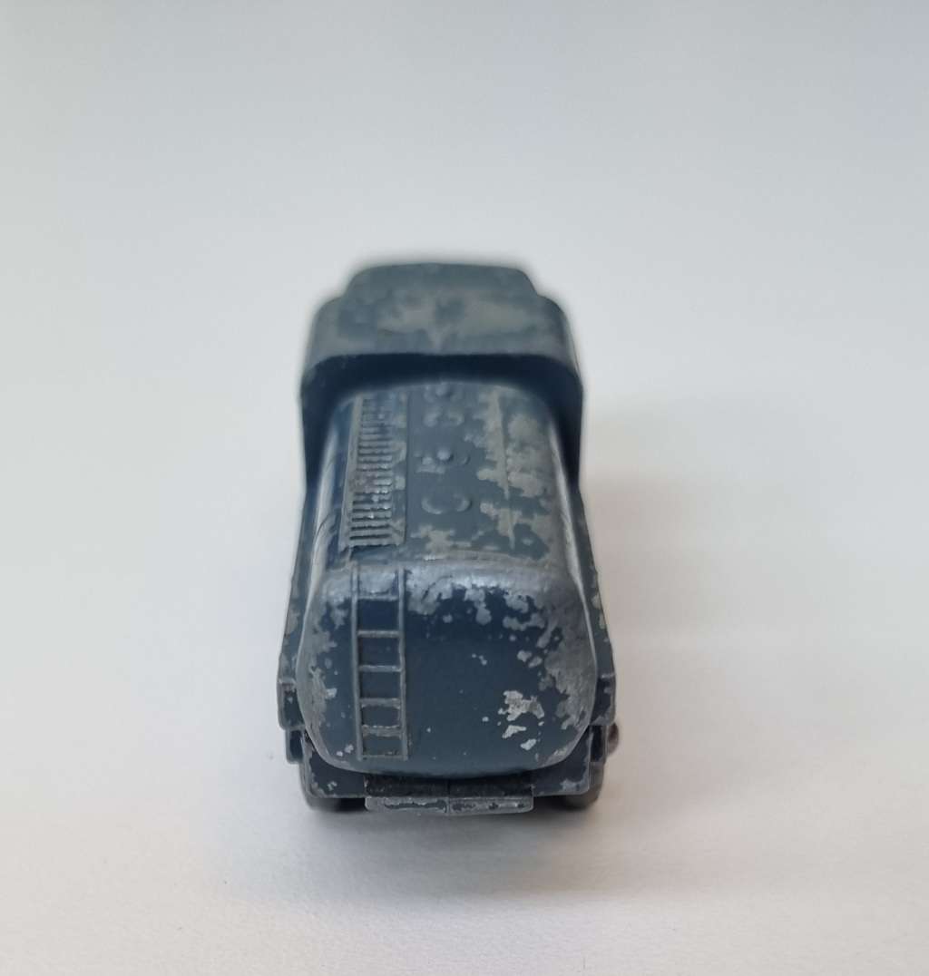 Matchbox Lesney RAF tanker #73A