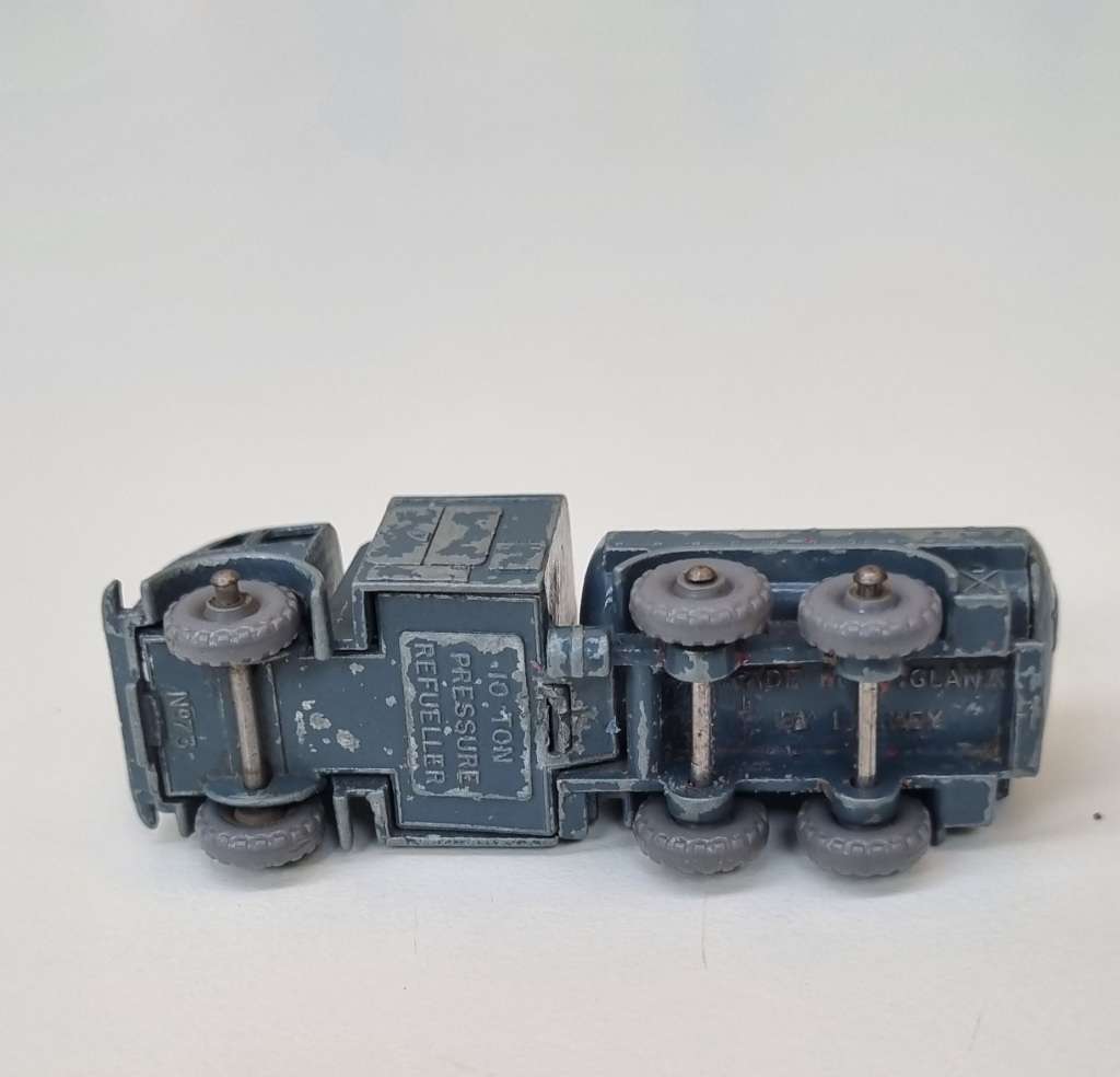 Matchbox Lesney RAF tanker #73A