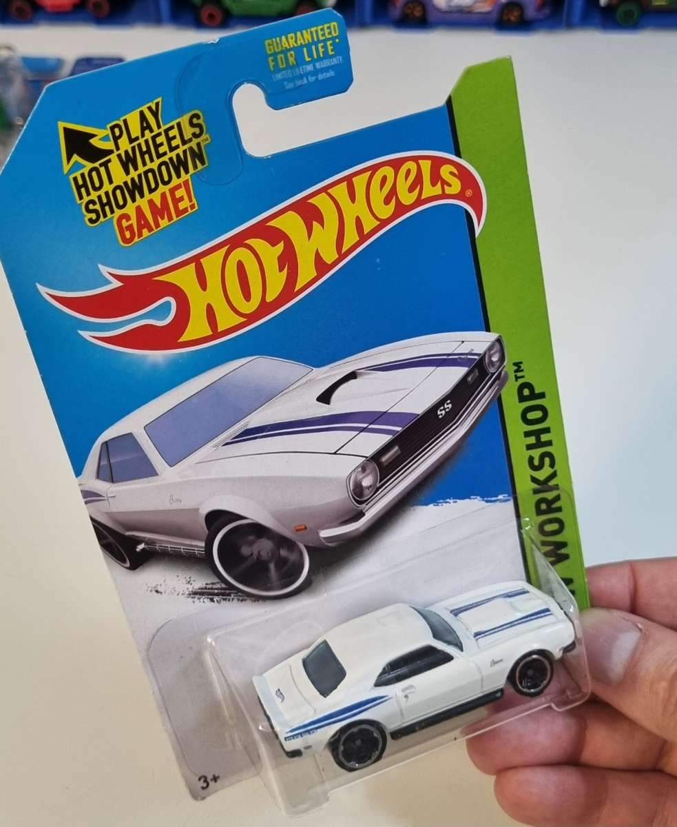 Hot Wheels 68 COPO Camaro