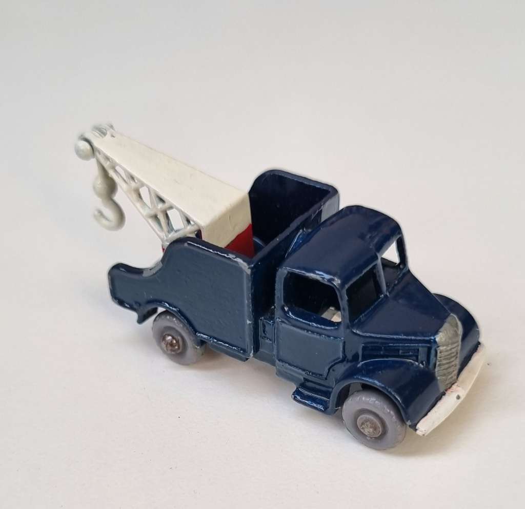 Matchbox Lesney 13B BEDFORD WRECK TRUCK Repaint