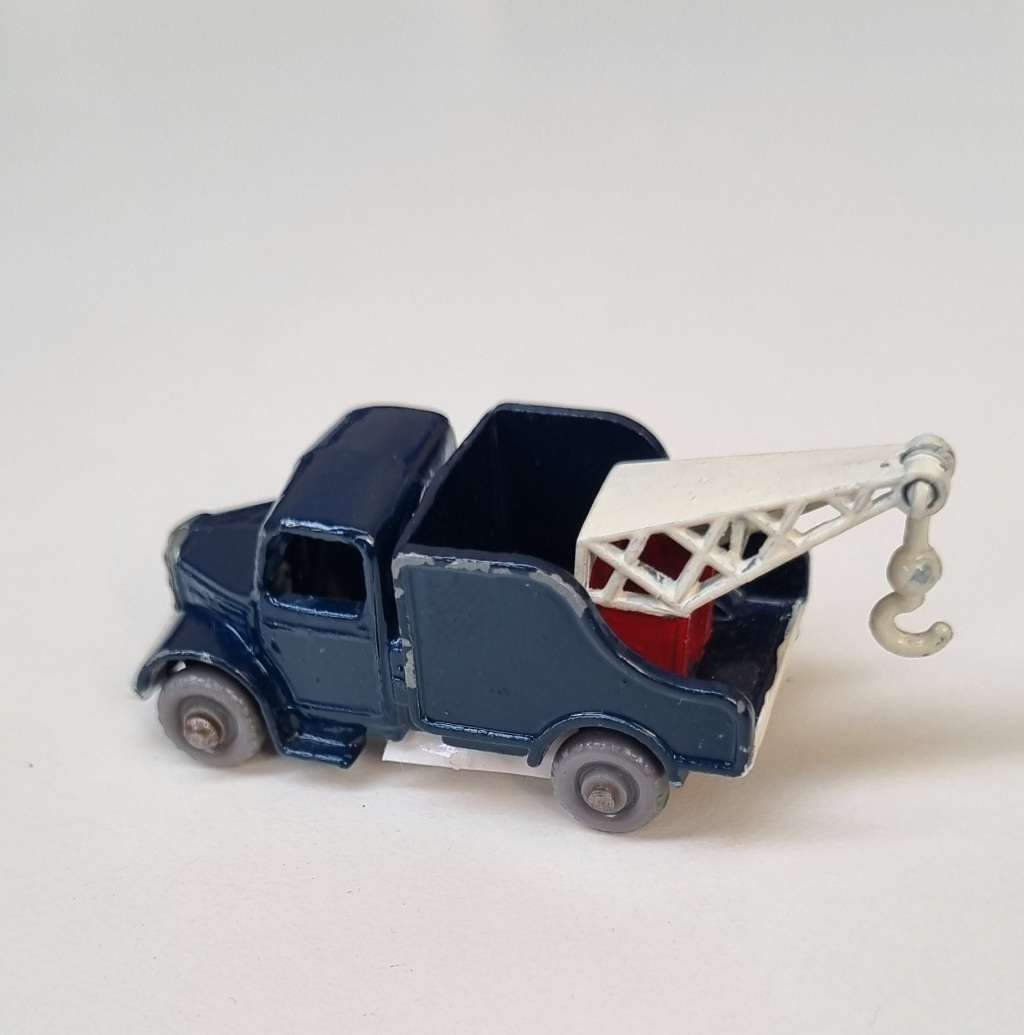 Matchbox Lesney 13B BEDFORD WRECK TRUCK Repaint