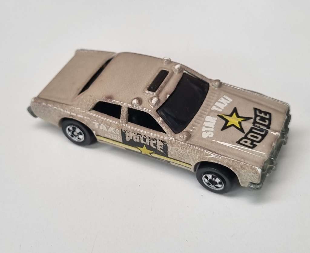 Hot Wheels Vintage Star Taxi Police