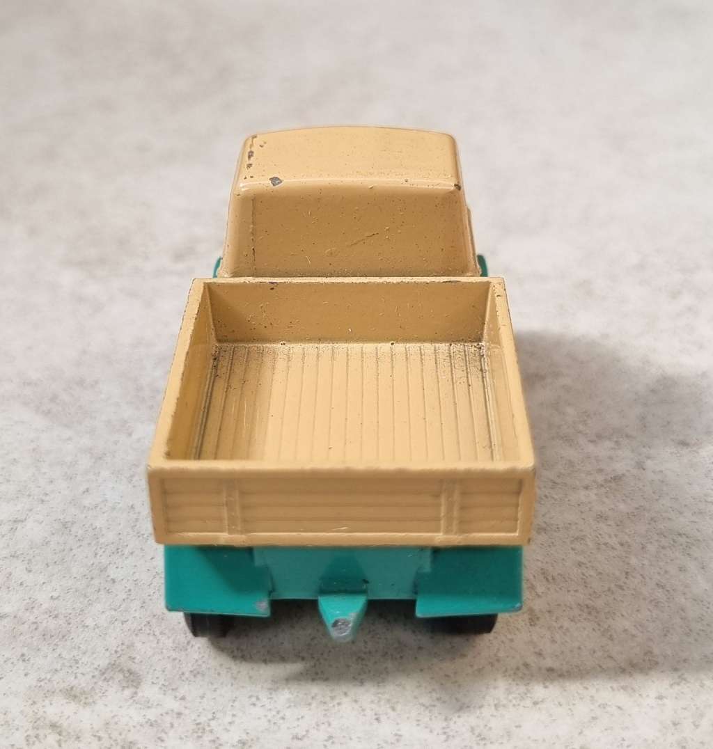 Matchbox Lesney 49b Unimog
