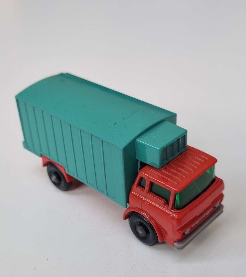 Matchbox Lesney 44C GMC Refrigeration Truck