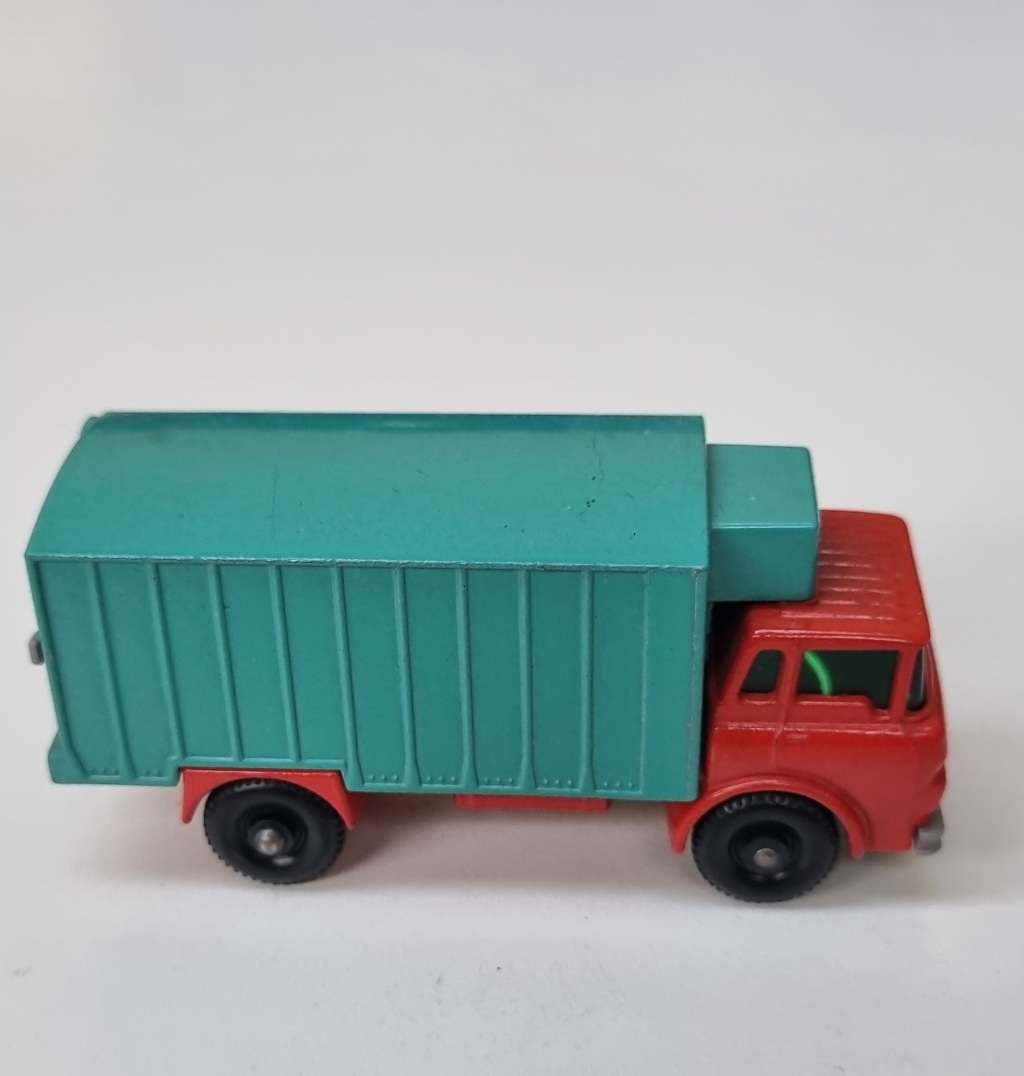 Matchbox Lesney 44C GMC Refrigeration Truck
