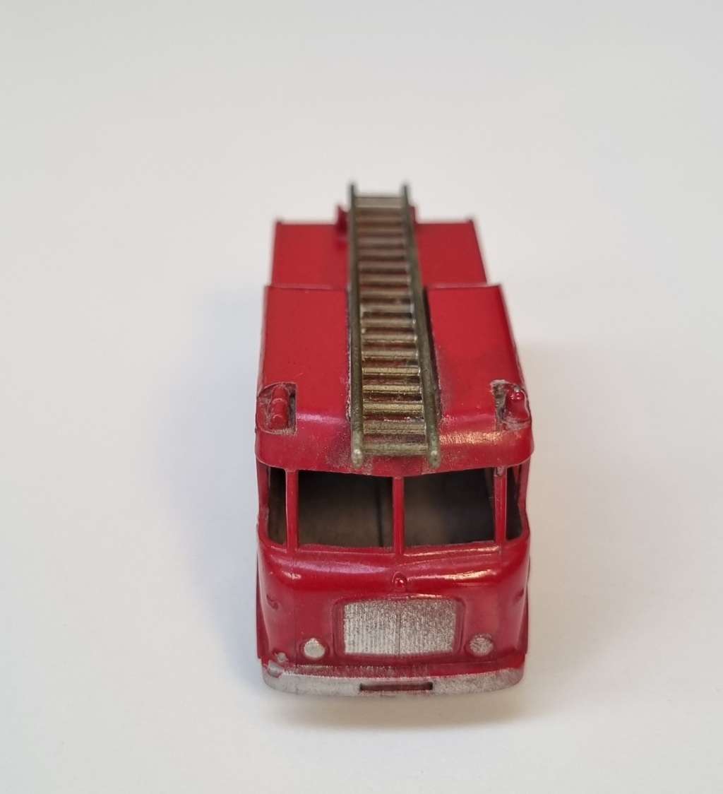 Matchbox Lesney 9c Merryweather Marquis