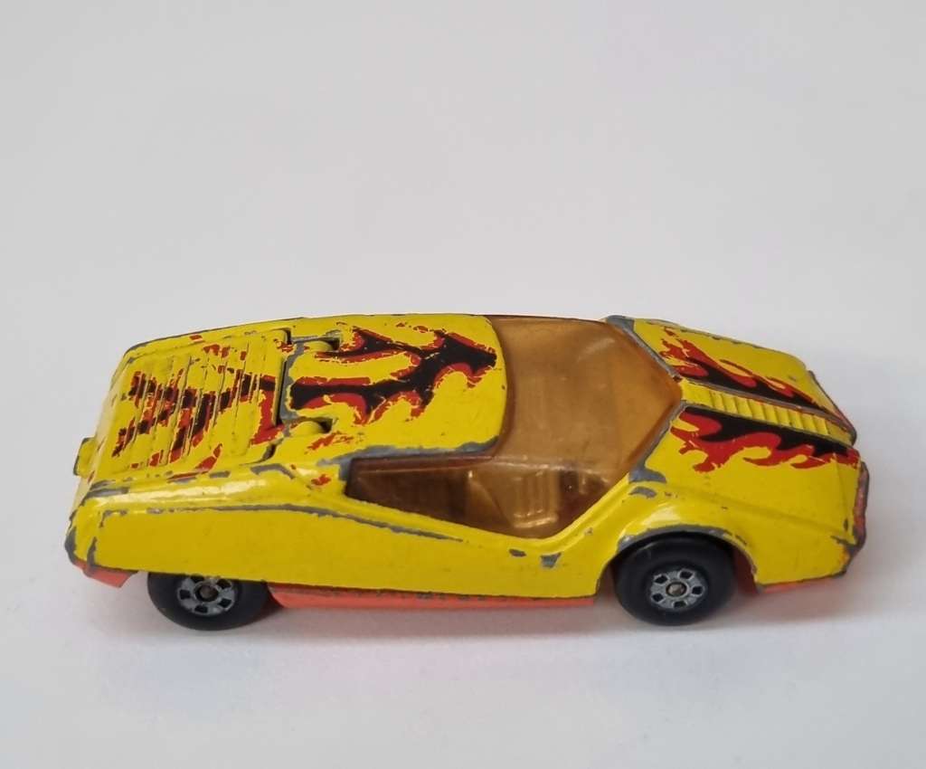 Matchbox Lesney 33D Datsun 126X