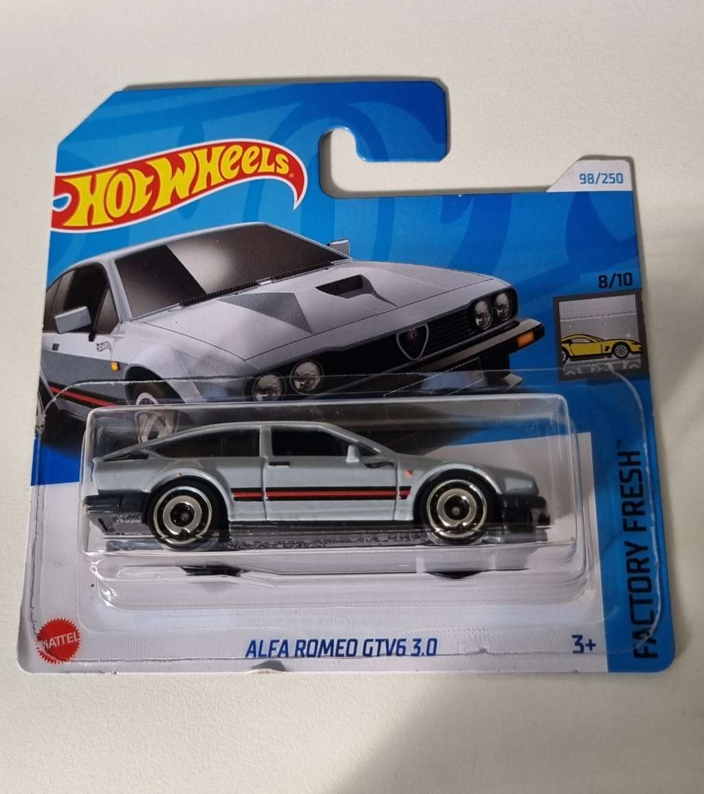 Hot Wheels Alfa Romeo GTV6 3.0