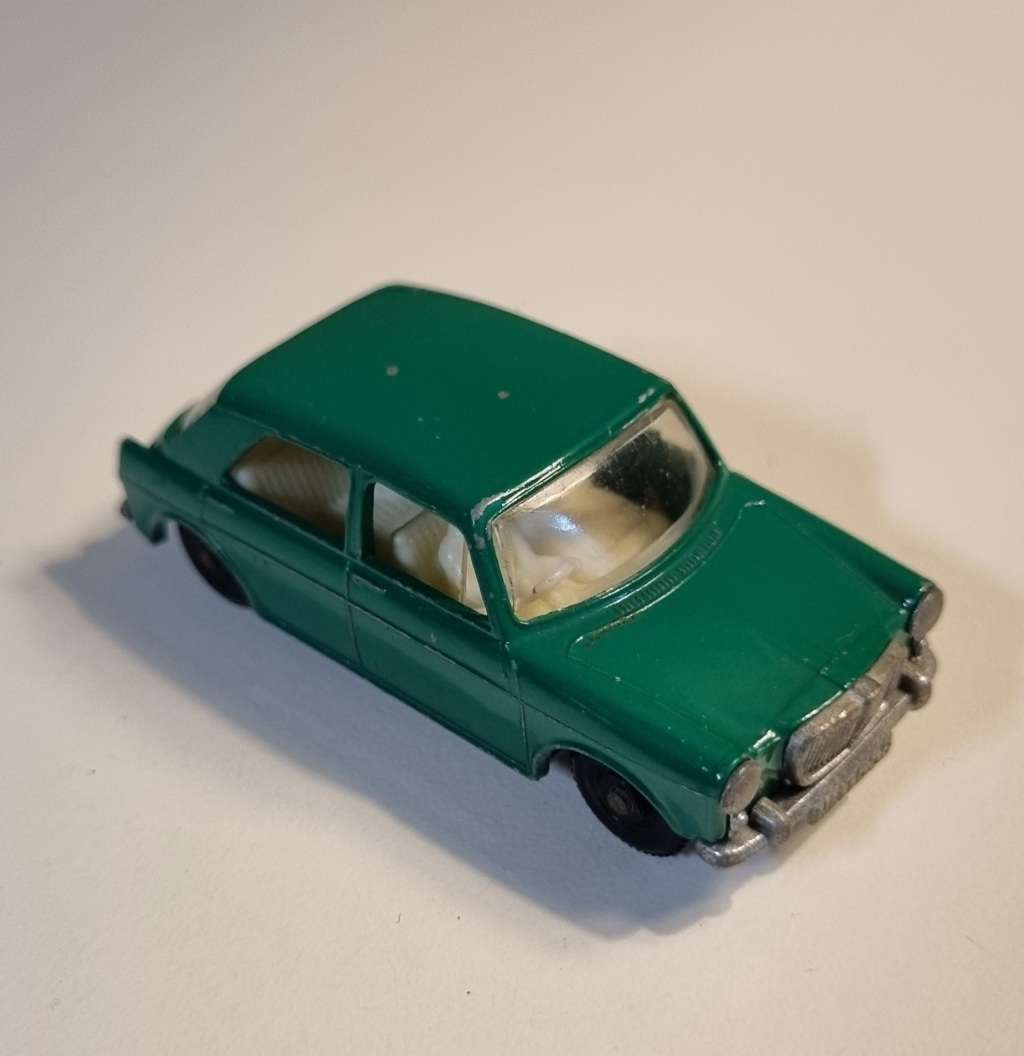 Matchbox Lesney 64B MG 1100