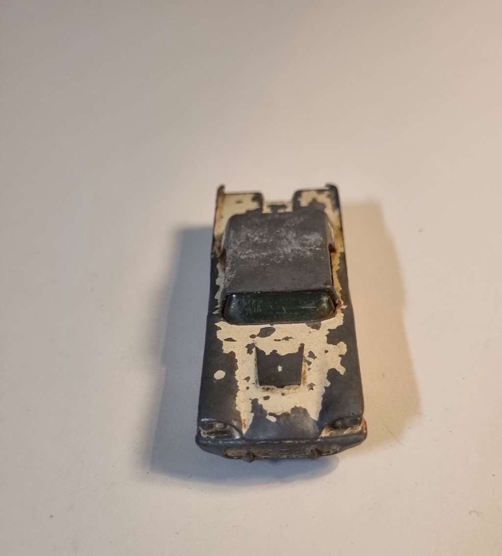 Matchbox Lesney 75a Ford Thunderbird