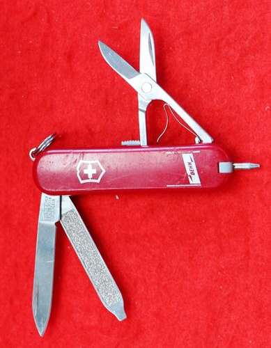 Victorinox Classic with logo Muela
