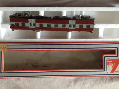 Lima SAR Suburban 3rd class coach