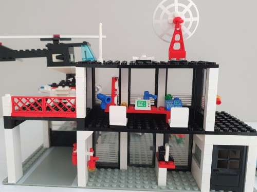 Vintage 1986 Legoland 6386 Police Command Base Complete Used Lego Set