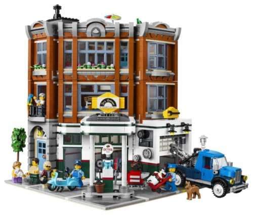 Used Lego Creator Expert Corner Garage Set - Like new, Complete no box