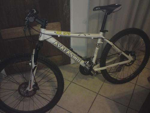 Mountain Bike 2nd hand Avalanche !!