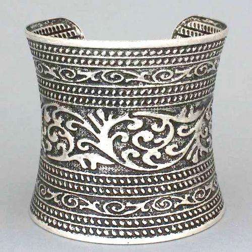 BURNISHED SILVER CUFF BRACELET