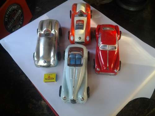 collectable car shaped tins