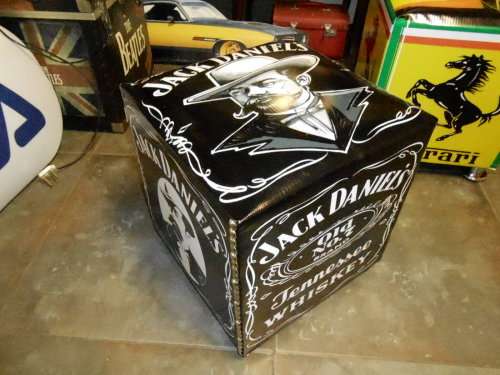 Jack daniels ottoman