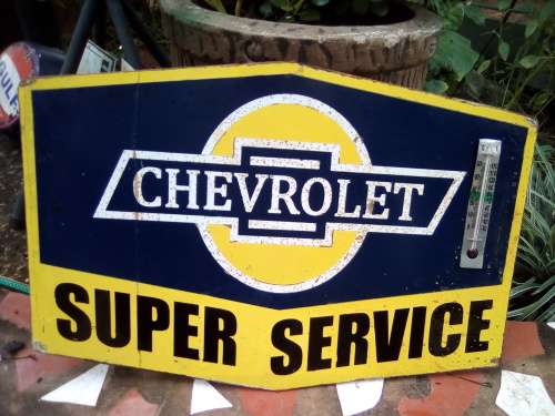 Chevrolet super service sign