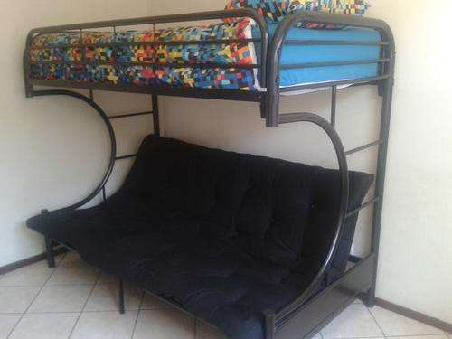 HLC Tri Bunk Bed (incl matresses)