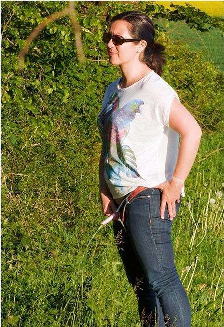 Portable Outdoor Female Urinal Toilet Soft Silicone Travel Stand Up - She Pee