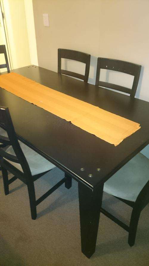 Piquet Dining Room Set