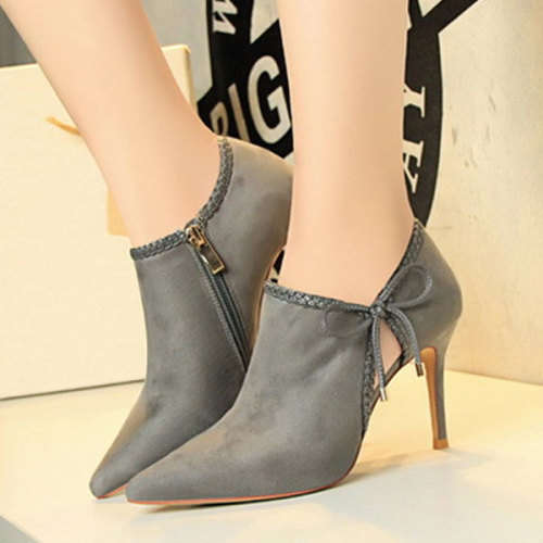 Casual Grey Solid Flock Boots