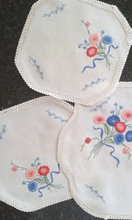 Attractive embroidered linen three piece dresser set