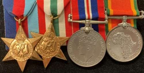 WW2 : AD CAMPBELL (SET OF 4 ) NO 578602