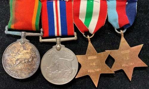 WW2 : HB POULTNEY (SET OF 4 ) NO 251292